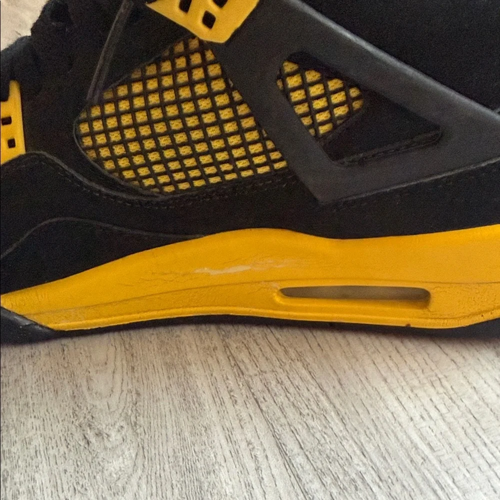 Jordan iconic sneakers